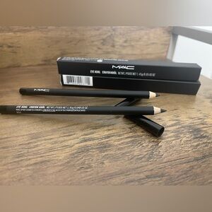 M.A.C  
( 2 ) EYE KOHL SMOLDER NIB NWT